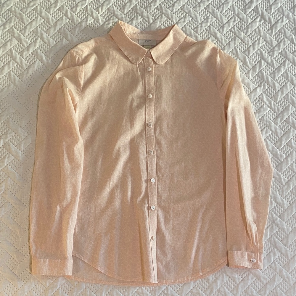 Loft Women’s Size S Light Peach Floral Soft Casual Button-Down Shirt